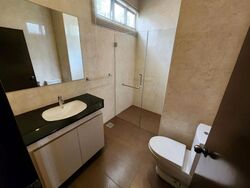 Fifth Avenue (D10), Detached #630216901